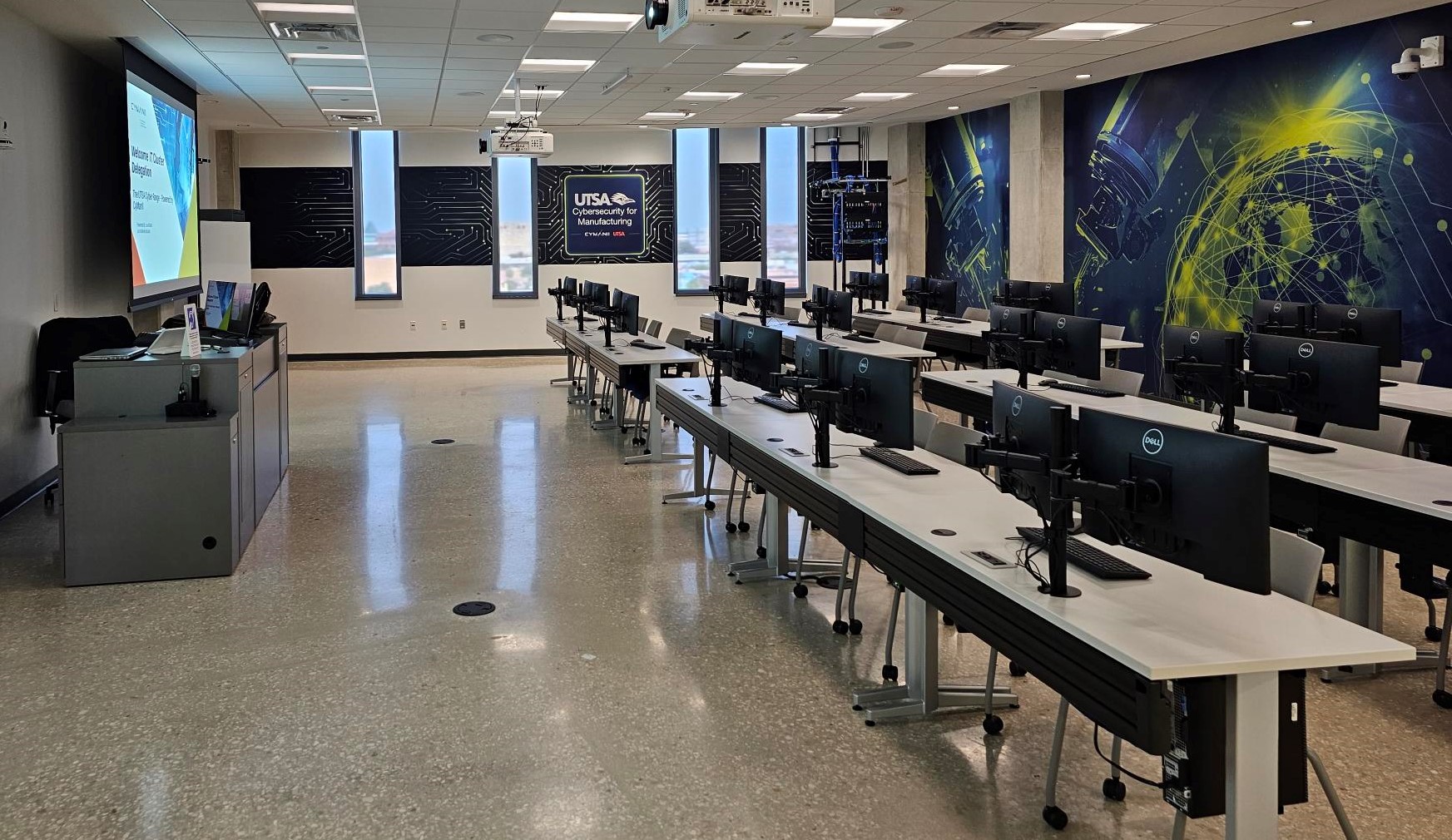 Cyber Range Classroom2 (1)